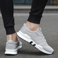 Load image into Gallery viewer, men walking shoe